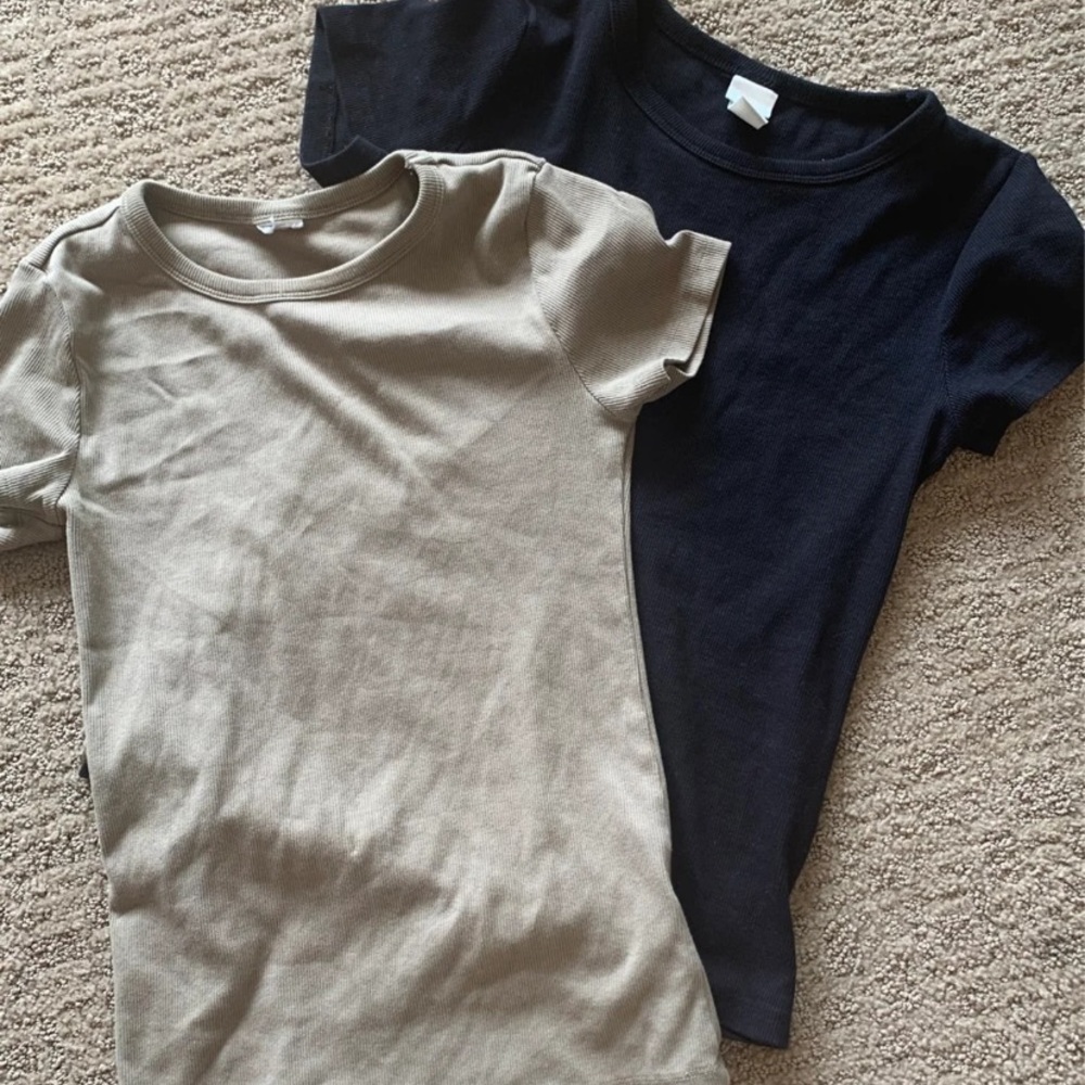 TWO PACK H AND M BASIC TSHIRTS
